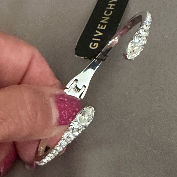 NWT Givenchy bangle bracelet - Picture 9 of 13